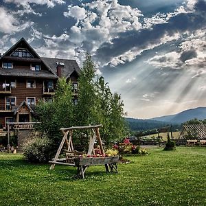 Hotel Carpatia Bieszczadzki Gościniec